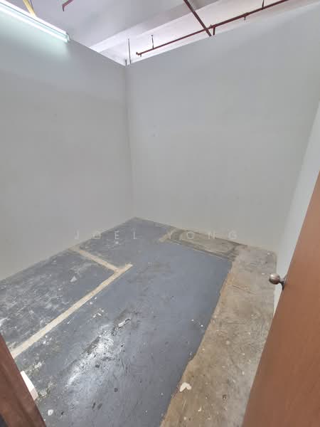 store for rent @ Tannery (no gst!), rent cover utility bill! no gst!, 100 sqft, Light Industrial (B1) For Rent, by Joel Yong, 500199080 - CommercialGuru.com.sg