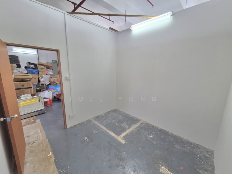 store for rent @ Tannery (no gst!), rent cover utility bill! no gst!, 100 sqft, Light Industrial (B1) For Rent, by Joel Yong, 500199080 - CommercialGuru.com.sg