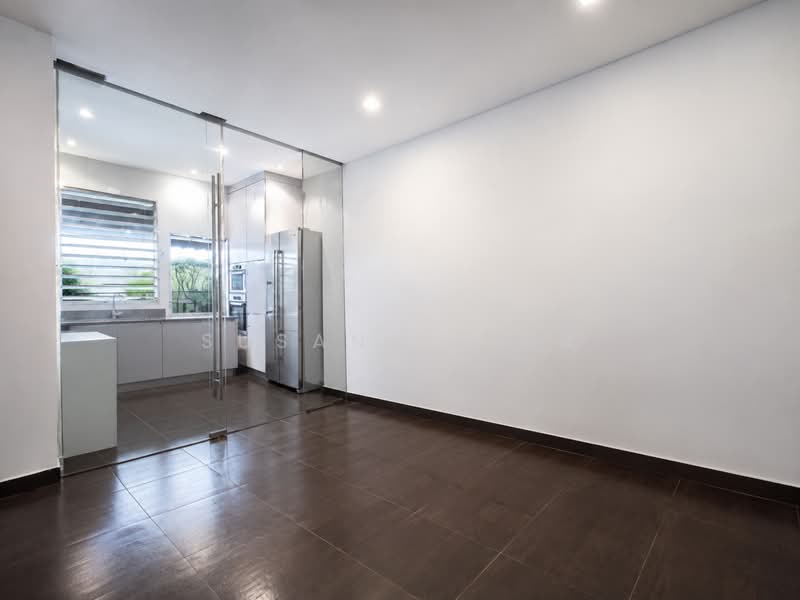 Delicious Joo Chiat/ Everitt Near Park, Lor Changi, Joo Chiat Road, 2 Bedrooms, 1,575 sqft, Conservation House For Rent, by Susan Prior, 500199089 - Kitchen - PropertyGuru.com.sg