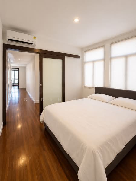 Delicious Joo Chiat/ Everitt Near Park, Lor Changi, Joo Chiat Road, 2 Bedrooms, 1,575 sqft, Conservation House For Rent, by Susan Prior, 500199089 - Bedroom - PropertyGuru.com.sg