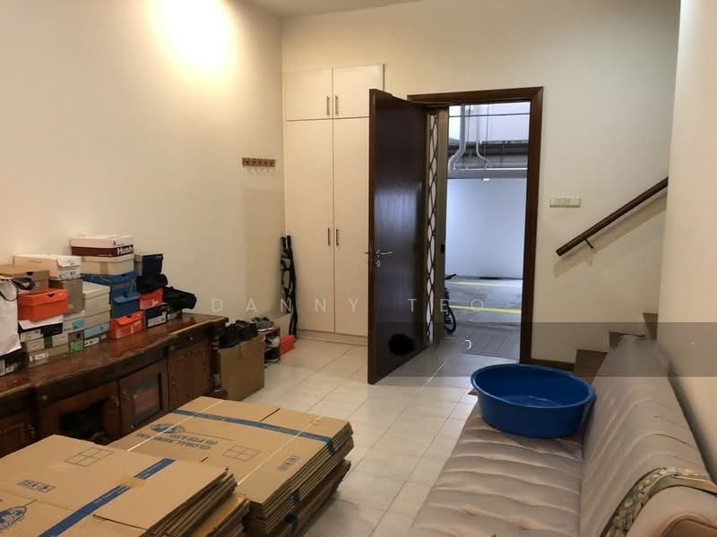 Horizon Green, Ang Mo Kio Avenue 2, 6 Bedrooms, 3,261 sqft, Terraced House For Sale, by Danny Teo, 500199120 - Entrance - PropertyGuru.com.sg