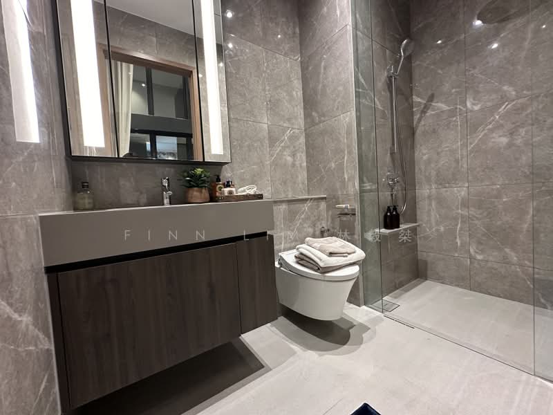 Lentoria, 32 Lentor Hills Road, 4 Bedrooms, 1,206 sqft, Condominium For Sale, by Finn Lim 林毅桀, 500199124 - Bathroom - PropertyGuru.com.sg