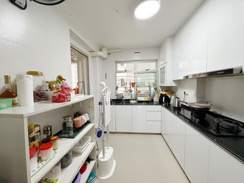 293C Bukit Batok Street 21, 293C Bukit Batok Street 21, 3 Bedrooms, 1,216 sqft, HDB Flat For Sale, by Albert Peh, 500199164 - Kitchen - PropertyGuru.com.sg