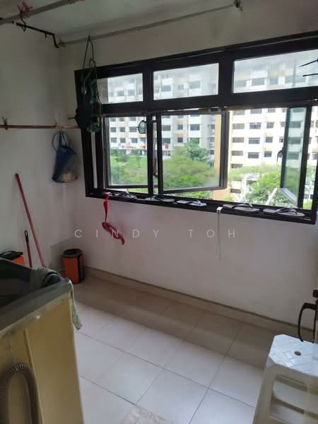 68 Geylang Bahru, 68 Geylang Bahru, 2 Bedrooms, 818 sqft, HDB Flat For Sale, by Cindy Toh, 500199166 - Balcony - PropertyGuru.com.sg
