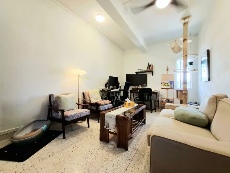 Rare Private Walk up 1 bedroom apartment for rent! 012, , 1 Bedroom, 527 sqft, Walk-up Apartment For Rent, by Nickson Guay, 500199167 - Study - PropertyGuru.com.sg