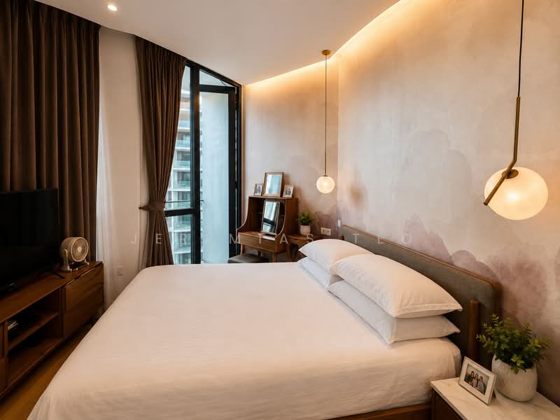 The Crest, 103 Prince Charles Crescent, 2 Bedrooms, 893 sqft, Condominium For Sale, by Jeremias Teo, 500199168 - Bedroom - PropertyGuru.com.sg
