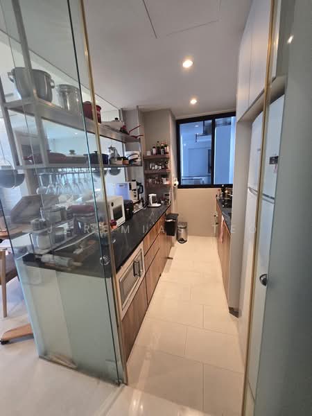 The Crest, 103 Prince Charles Crescent, Alexandra / Commonwealth, 2 Bedrooms, 893 sqft, Condominium For Sale, by Jeremias Teo, 500199168 - Kitchen - PropertyGuru.com.sg