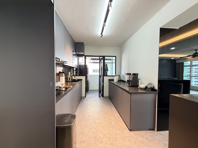 342A Yishun Ring Road, 342A Yishun Ring Road, 3 Bedrooms, 1,216 sqft, HDB Flat For Sale, by Shirlyn Low, 500199192 - Kitchen - PropertyGuru.com.sg