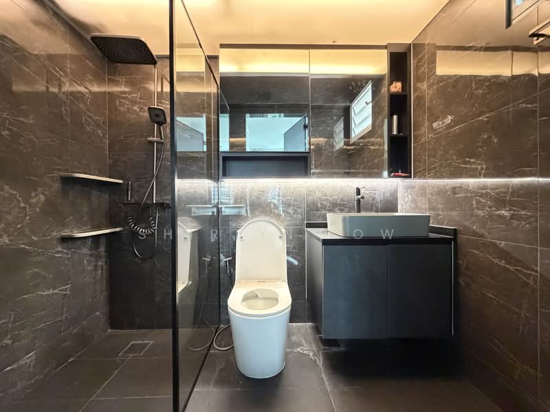 342A Yishun Ring Road, 342A Yishun Ring Road, 3 Bedrooms, 1,216 sqft, HDB Flat For Sale, by Shirlyn Low, 500199192 - Bathroom - PropertyGuru.com.sg