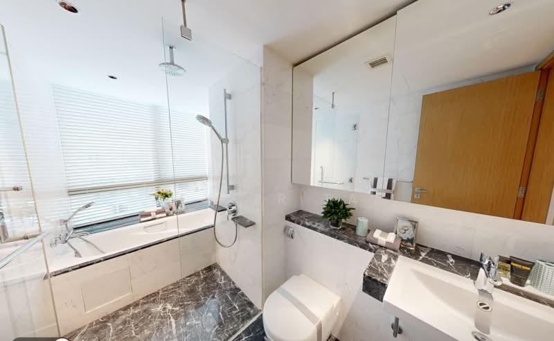 One Shenton, 1 Shenton Way, 5 Bedrooms, 5,242 sqft, Condominium For Sale, by Dexter Tan, 500199197 - Bathroom - PropertyGuru.com.sg