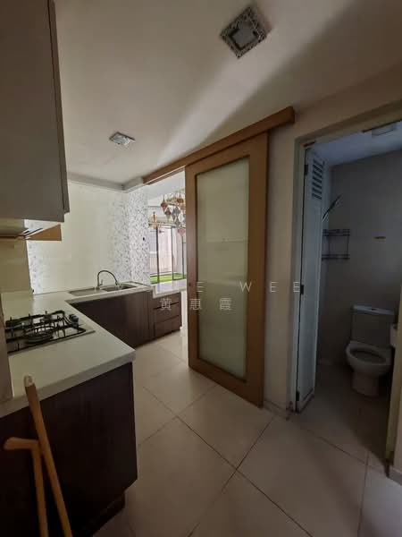 Twin Waterfalls, 100 Punggol Walk, 3 Bedrooms, 1,109 sqft, Executive Condominium For Rent, by Yvone Wee 黄惠霞, 500199198 - Kitchen - PropertyGuru.com.sg