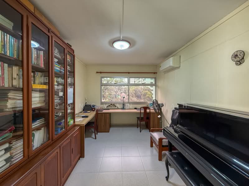 745 Pasir Ris Street 71, 745 Pasir Ris Street 71, 4 Bedrooms, 1,367 sqft, HDB Flat For Sale, by Donovan Seah, 500199200 - Study - PropertyGuru.com.sg