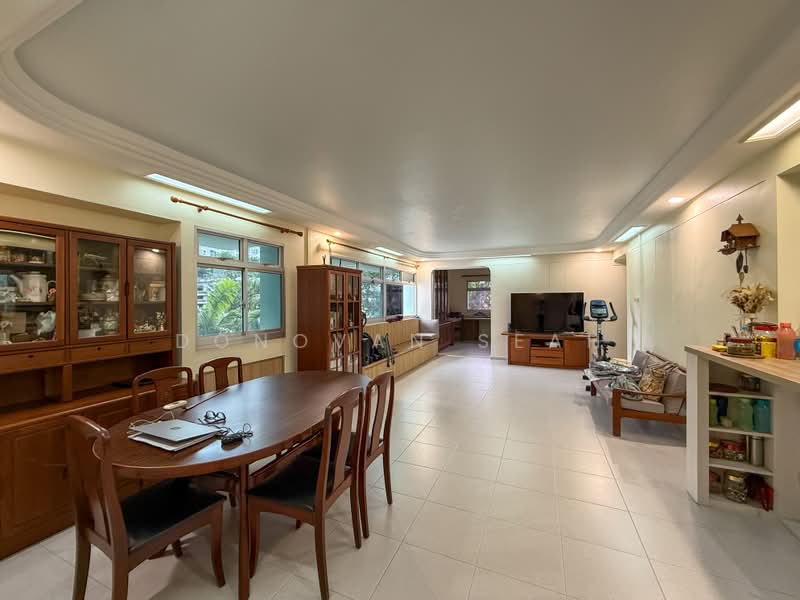 745 Pasir Ris Street 71, 745 Pasir Ris Street 71, 4 Bedrooms, 1,367 sqft, HDB Flat For Sale, by Donovan Seah, 500199200 - Living Room - PropertyGuru.com.sg