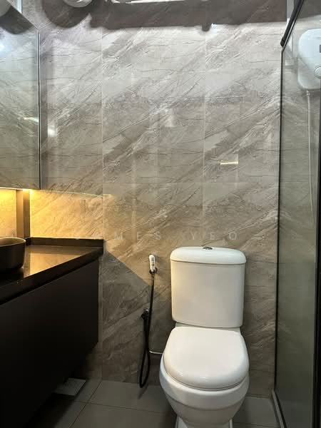 928 Hougang Street 91, 928 Hougang Street 91, 3 Bedrooms, 1,291 sqft, HDB Flat For Sale, by James Yeo, 500199215 - Bathroom - PropertyGuru.com.sg