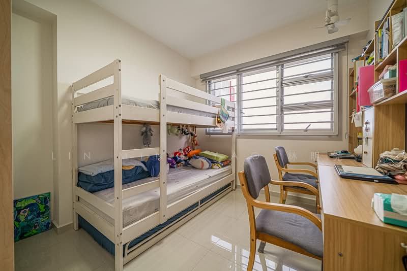 228A Ang Mo Kio Street 23, 228A Ang Mo Kio Street 23, 3 Bedrooms, 1,033 sqft, HDB Flat For Sale, by Lin Ming Yao 林明尧, 500199219 - Bedroom - PropertyGuru.com.sg