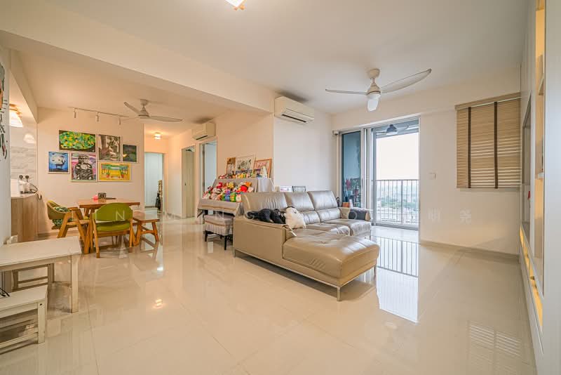 228A Ang Mo Kio Street 23, 228A Ang Mo Kio Street 23, 3 Bedrooms, 1,033 sqft, HDB Flat For Sale, by Lin Ming Yao 林明尧, 500199219 - Living Room - PropertyGuru.com.sg
