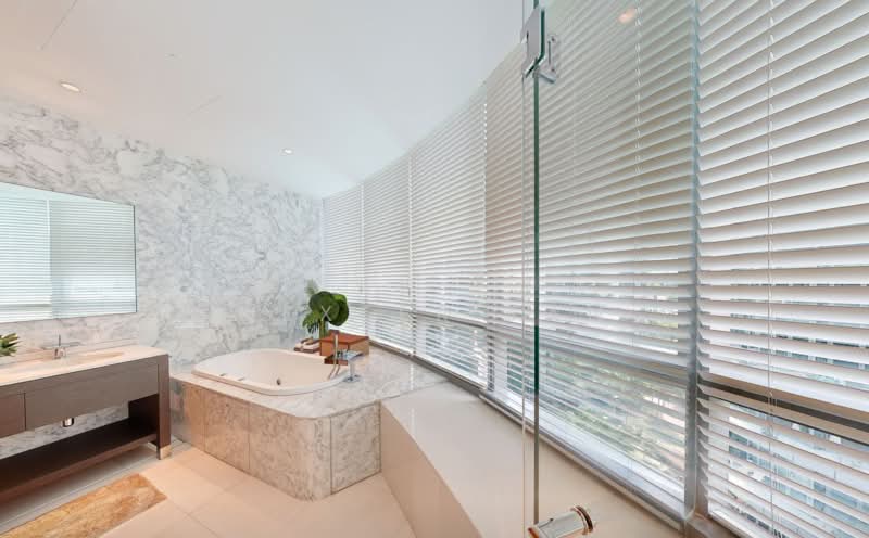 Cliveden at Grange, 100 Grange Road, 3 Bedrooms, 2,153 sqft, Condominium For Sale, by Dexter Tan, 500199222 - Bathroom - PropertyGuru.com.sg