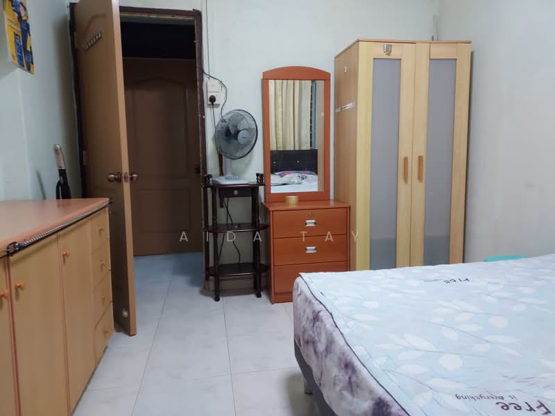 343 Clementi Avenue 5, 343 Clementi Avenue 5, Room Rental, 160 sqft, HDB Flat For Rent, by Aida Tay, 500199227 - Bedroom - PropertyGuru.com.sg