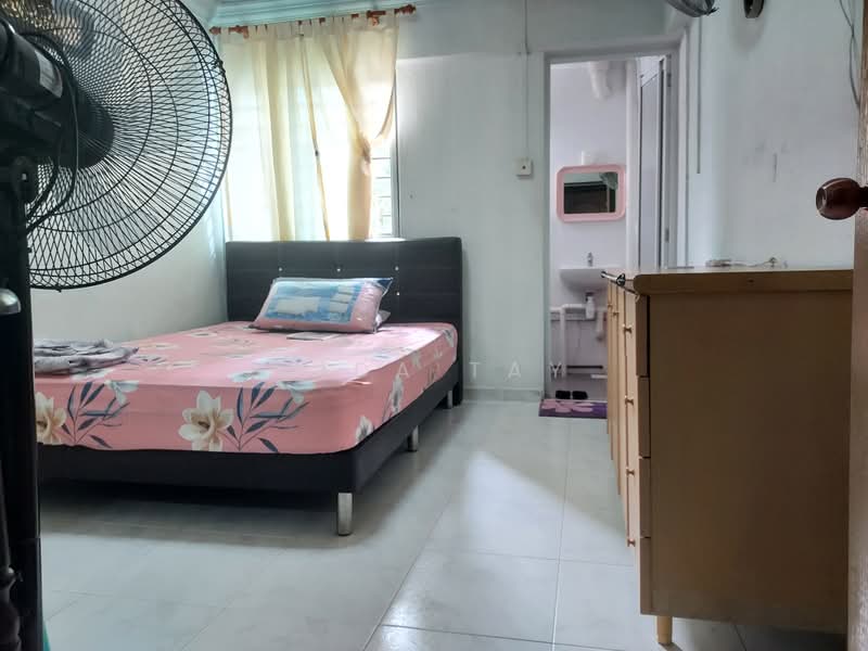 343 Clementi Avenue 5, 343 Clementi Avenue 5, Room Rental, 160 sqft, HDB Flat For Rent, by Aida Tay, 500199227 - Bedroom - PropertyGuru.com.sg
