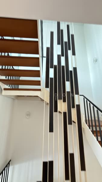Ocean 8, Ocean Drive, 5 Bedrooms, 5,500 sqft, Terraced House For Sale, by Brandon See, 500199251 - Interior - PropertyGuru.com.sg