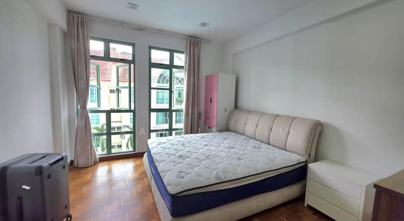 The Sunnydale, 21 Serangoon Avenue 3, 3 Bedrooms, 1,507 sqft, Condominium For Sale, by Francis Sim, 500199252 - Bedroom - PropertyGuru.com.sg