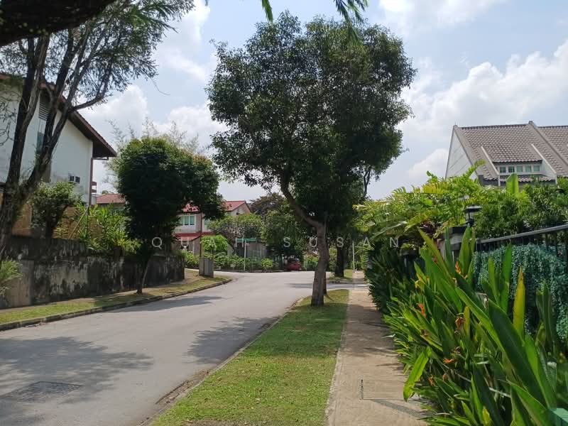 Thomson Walk Singapore, Thomson Walk, 3 Bedrooms, 3,000 sqft, Semi-Detached House For Sale, by Quah Susan, 500199258 - Thomson Walk towards Thomson View - PropertyGuru.com.sg