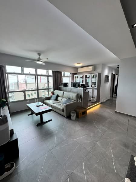 293C Bukit Batok Street 21, 293C Bukit Batok Street 21, 3 Bedrooms, 990 sqft, HDB Flat For Sale, by Sherman Ng, 500199262 - Living Room - PropertyGuru.com.sg