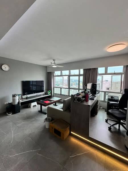 293C Bukit Batok Street 21, 293C Bukit Batok Street 21, 3 Bedrooms, 990 sqft, HDB Flat For Sale, by Sherman Ng, 500199262 - Living Room - PropertyGuru.com.sg