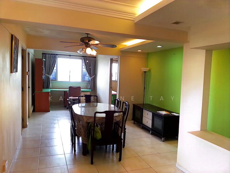 413 Bedok North Avenue 2, 413 Bedok North Avenue 2, 2 Bedrooms, 900 sqft, HDB Flat For Rent, by Katherine Tay, 500199266 - Dining Room - PropertyGuru.com.sg