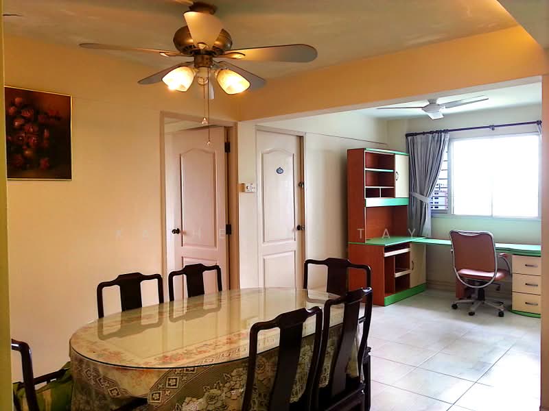 413 Bedok North Avenue 2, 413 Bedok North Avenue 2, 2 Bedrooms, 900 sqft, HDB Flat For Rent, by Katherine Tay, 500199266 - Dining Room - PropertyGuru.com.sg