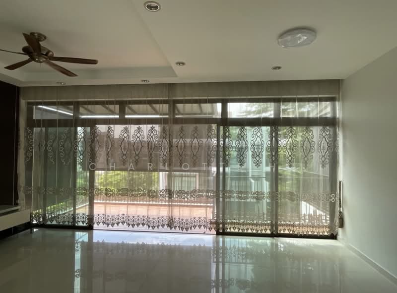 Varsity Park Condominium, 34 West Coast Road, 3 Bedrooms, 2,152 sqft, Condominium For Sale, by Charlotte Ho, 500199267 - Living Room - PropertyGuru.com.sg