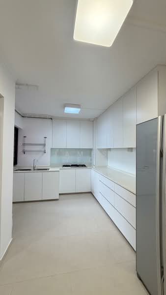358 Hougang Avenue 5, 358 Hougang Avenue 5, 4 Bedrooms, 1,550 sqft, HDB Flat For Rent, by James Yeo, 500199268 - Kitchen - PropertyGuru.com.sg