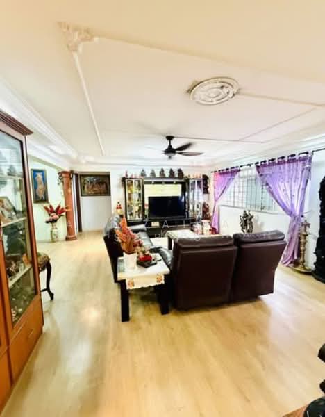 419 Woodlands Street 41, 419 Woodlands Street 41, 5 Bedrooms, 1,894 sqft, HDB Flat For Sale, by Ayu Zaimah Sabtu, 500199269 - Living Room - PropertyGuru.com.sg