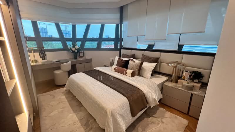 Concourse Skyline, 300 Beach Road, 4 Bedrooms, 1,668 sqft, Condominium For Sale, by John Lee, 500199271 - Bedroom - PropertyGuru.com.sg