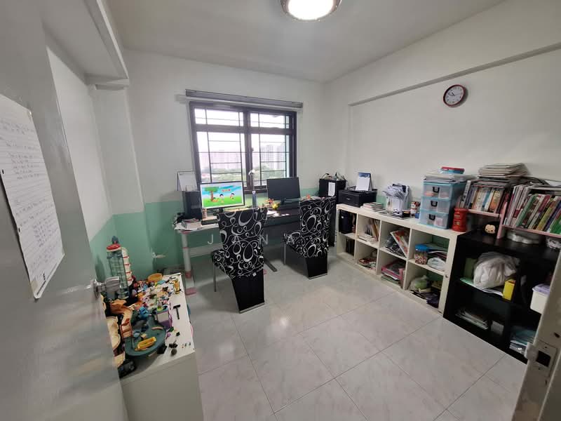 295A Compassvale Crescent, 295A Compassvale Crescent, 3 Bedrooms, 1,184 sqft, HDB Flat For Sale, by Jana ., 500199284 - Study - PropertyGuru.com.sg