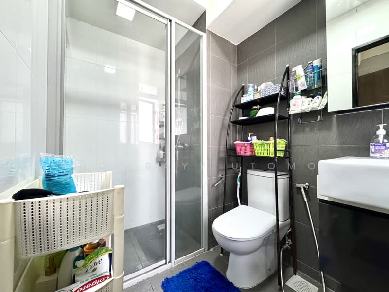530A Pasir Ris Drive 1, 530A Pasir Ris Drive 1, Room Rental, 150 sqft, HDB Flat For Rent, by Budi Rayy Utomo, 500199288 - Bathroom - PropertyGuru.com.sg
