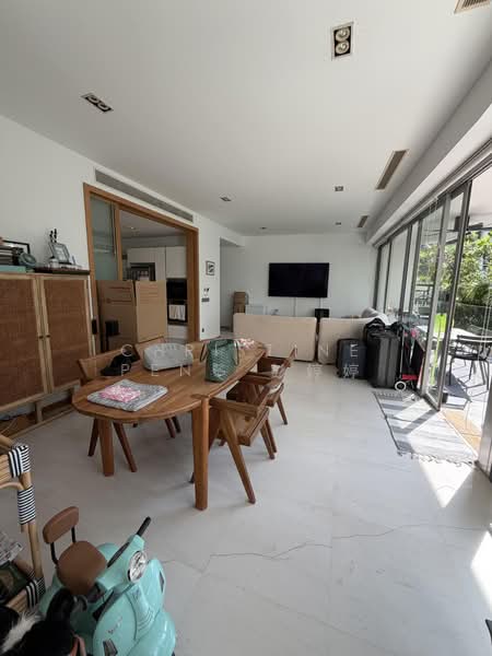 The Oceanfront @ Sentosa Cove, , 4 Bedrooms, 2,453 sqft, Condominium For Rent, by Christine Peng 彭婷婷, 500199304 - Living Room - PropertyGuru.com.sg