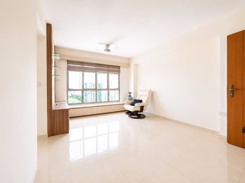 20 Teban Gardens Road, 20 Teban Gardens Road, 2 Bedrooms, 775 sqft, HDB Flat For Sale, by David Ang, 500199308 - Living Room - PropertyGuru.com.sg