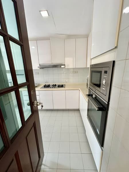 Cheap Dual Key 1 Bedroom 82 Yuk Tong Avenue, Yuk Tong Avenue, 1 Bedroom, 550 sqft, Corner Terrace For Rent, by Elizabeth Mok, 500199314 - Kitchen - PropertyGuru.com.sg