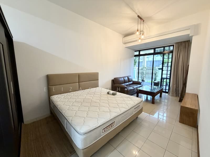 CHEAP Private Studios @ 82a Yuk Tong Ave, Yuk Tong Avenue, 1 Bedroom, 550 sqft, Corner Terrace For Rent, by Elizabeth Mok, 500199314 - Studio 1 (level 1) - PropertyGuru.com.sg