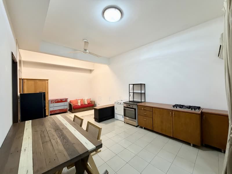 CHEAP Private Studios @ 82a Yuk Tong Ave, Yuk Tong Avenue, 1 Bedroom, 550 sqft, Corner Terrace For Rent, by Elizabeth Mok, 500199314 - Studio 2 (ground floor) - PropertyGuru.com.sg