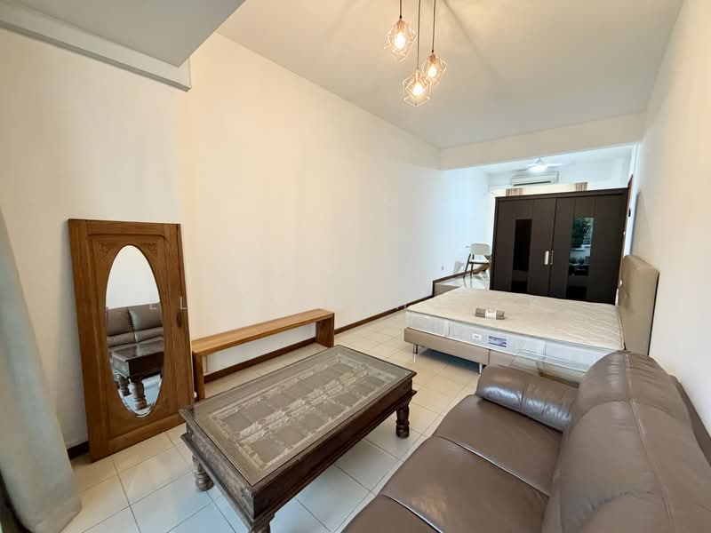 CHEAP Private Studios @ 82a Yuk Tong Ave, Yuk Tong Avenue, 1 Bedroom, 550 sqft, Corner Terrace For Rent, by Elizabeth Mok, 500199314 - Studio 1 (level 1) - PropertyGuru.com.sg