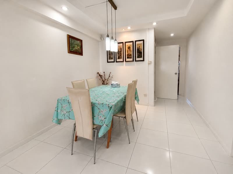 28 Cassia Crescent, 28 Cassia Crescent, 2 Bedrooms, 1,097 sqft, HDB Flat For Sale, by Eugene Ho, 500199315 - Dining Room - PropertyGuru.com.sg