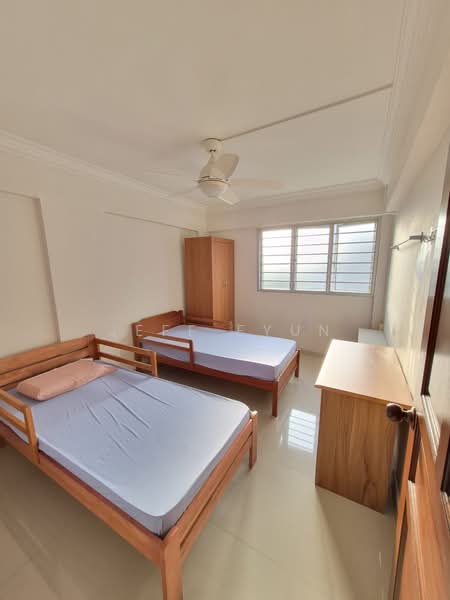 16 Teck Whye Lane, 16 Teck Whye Lane, 2 Bedrooms, 882 sqft, HDB Flat For Sale, by Jeff Eyun, 500199322 - Bedroom - PropertyGuru.com.sg