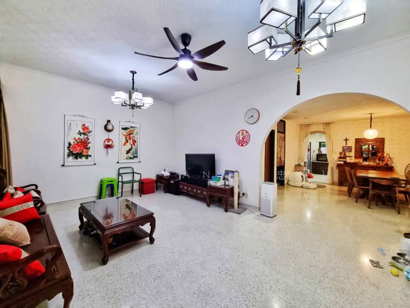 Kovan Estate Simon Corner Terrace Rebuilt With Ben Huang 84884454, , 4 Bedrooms, 2,400 sqft, Corner Terrace For Sale, by Ben Huang (忠杰), 500199339 - Living Room - PropertyGuru.com.sg