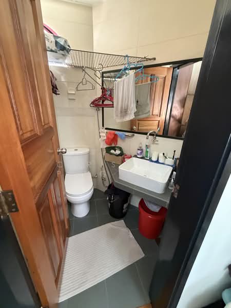 Sultan Gate Place, 1 Sultan Gate, 2 Bedrooms, 968 sqft, Condominium For Sale, by Christine Peng 彭婷婷, 500199352 - Bathroom - PropertyGuru.com.sg
