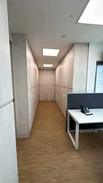 The Spire, 10 Bukit Batok Crescent, 2,950 sqft, Light Industrial (B1) For Sale, by Bryan Neo, 500199370 - Corridor - CommercialGuru.com.sg