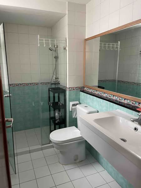 The Floravale, 236 Westwood Avenue, Room Rental, 100 sqft, Executive Condominium For Rent, by Lynn Tham, 500199372 - Bathroom 1 - PropertyGuru.com.sg