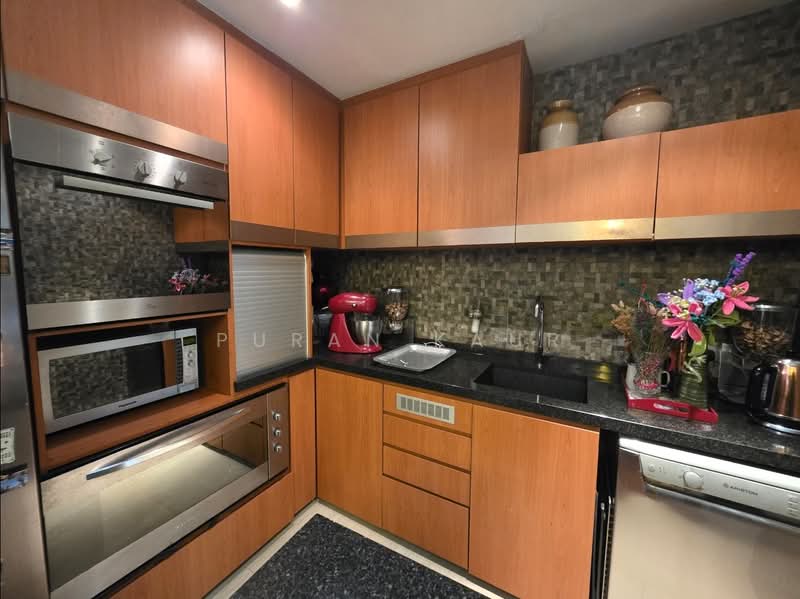 Namly, Namly place, 5 Bedrooms, 2,734 sqft, Terraced House For Sale, by Puran Kaur, 500199378 - Dry Kitchen - PropertyGuru.com.sg