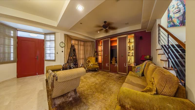 Namly, Namly place, 5 Bedrooms, 2,734 sqft, Terraced House For Sale, by Puran Kaur, 500199378 - Living Room - PropertyGuru.com.sg